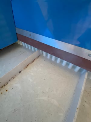 20" wide x 17' long, MC3 Conveyor #1, slider bed belt conveyor (D-Style), cleated belt, new surplus - Image 7