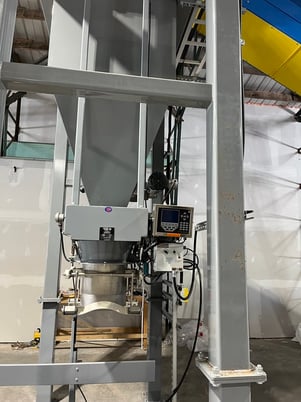 Express Scale #RW-14V, gravity fill bagger & sealer complete system 2023, complete bagging & sealing system - Image 5