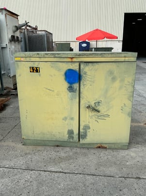 300 KVA 13800GY/7970 Primary, 480Y/277 Secondary, 3 phase, Padmount Transformer - Image 2