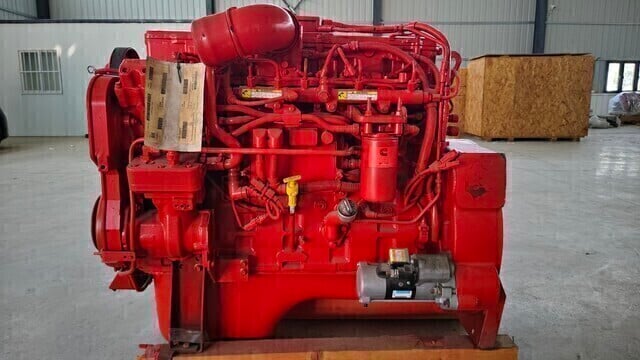 355 HP Cummins #ISL8.9E5360, diesel engine, 2100 RPM, never used - Image 10