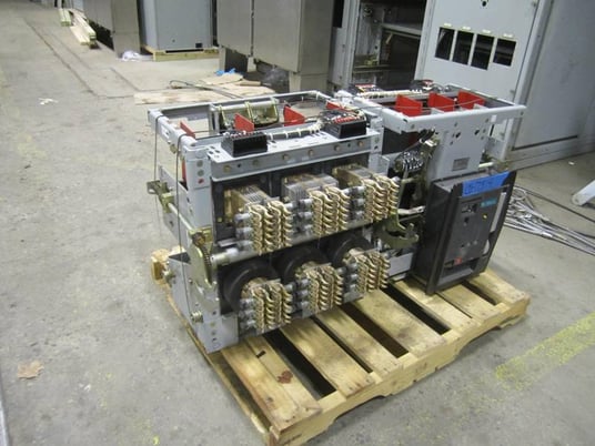 4000 Amp, GENERAL ELECTRIC, WPS-40, 480 Volts, electrically operated, drawout, 48 VDC, BELL ALARM, LSG - Image 4