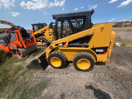 Cat 226B3 C3, Skid Steer Loader, 326 hours, S/N: MWD04654, 2012 - Image 7
