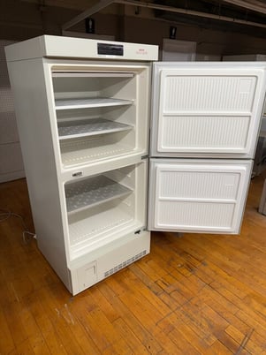 Sanyo #MDF-U536-D, Split Bio-Medical Lab Freezer, R-412A, 452L, 16CU - Image 1