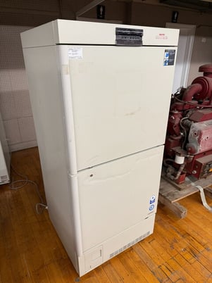 Sanyo #MDF-U536-D, Split Bio-Medical Lab Freezer, R-412A, 452L, 16CU - Image 2