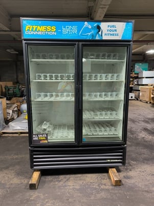 True #GDM-49-LD, Drink Refrigerator Merchandiser, Reach in, Glass Door, 5 Shelf, Used - Image 2