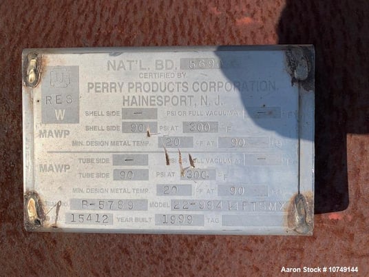 984 sq.ft., 90 psi shell, 90 psi tube, Perry Products, Shell & Tube Heat Exchanger, Carbon Steel Shell, 316L - Image 3