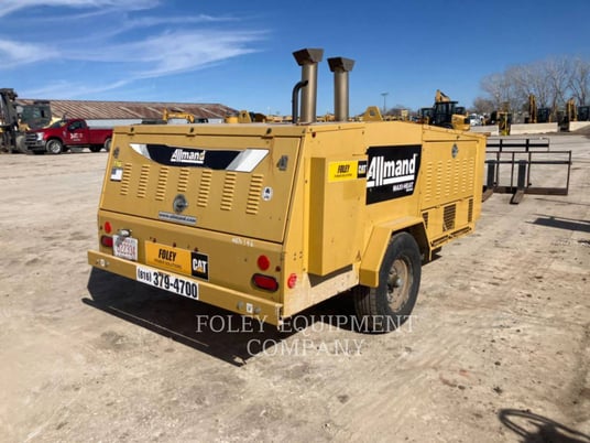 Allmand #HEATD1MIQ, temperature controller, C1.5 T4F engine, duct storage box, 2016 - Image 3