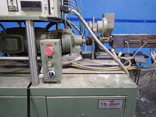 0.75" clock wise Brabender #2503, Extruder, 25:1 L/D, 3 barrel zone, 3 HP, 230 V., Control panel - Image 6