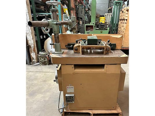 SCM #T-160, heavy duty tilting spindle shaper, 1985 - Image 2