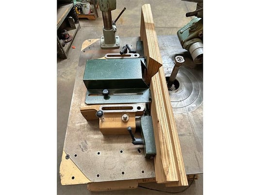 SCM #T-160, heavy duty tilting spindle shaper, 1985 - Image 3