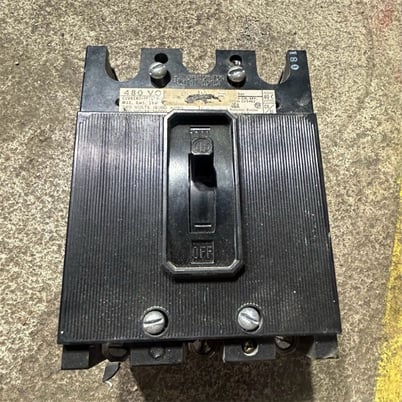 ITE Siemens, 3-Pole, 40 A., 480 Volts, circuit breaker main breaker, tested & working - Image 1