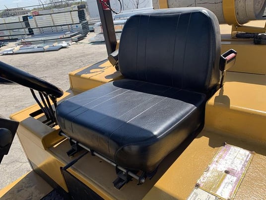 15000 lb. Caterpillar #T150D, forklift, propane fuel, cushion tires, 2-stage mast, 202" mast height, side - Image 4