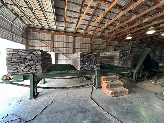 6-Strand Green Chain w/Incoming Deck, Hoist & Carts, 120' L Chain Deck, 10' width x 19' L 3-Strand Infeed - Image 1