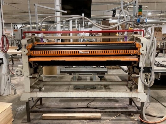 Black Brothers #22D-875, Top & Bottom Glue Spreader, 74" Width capacity, 8.75" diameter Applicator Roll, 1.5 - Image 2