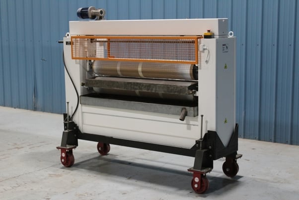 Comec #C2R, Glue Spreader, 51" width x 3.9" thick Work capacity, 7.5" Roll diameter, 65 FPM, 0.5 HP - Image 1