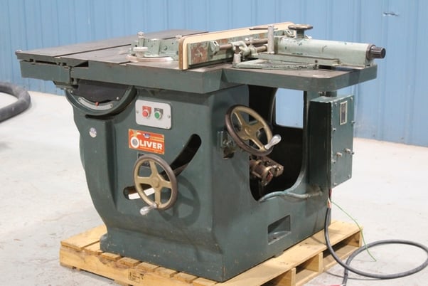 Oliver #260-D, Double Arbor Tilting Blade Sliding Table Saw, 20" Blade capacity, 24" x 44" Main & 17" x 44" - Image 2