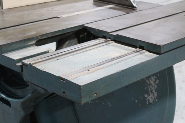 Oliver #260-D, Double Arbor Tilting Blade Sliding Table Saw, 20" Blade capacity, 24" x 44" Main & 17" x 44" - Image 8