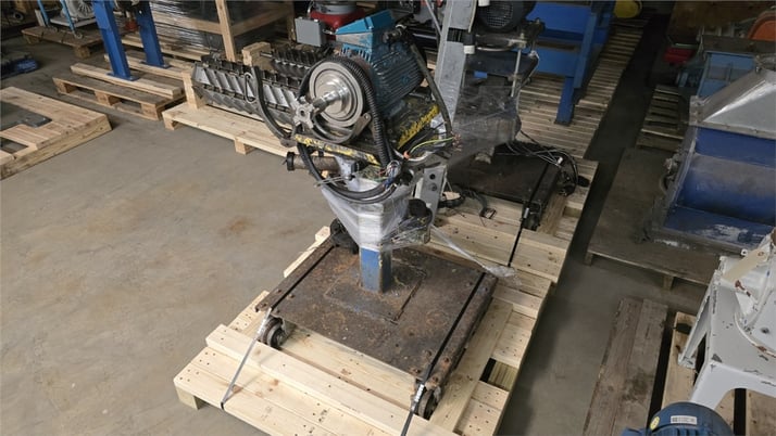 Gala #SLC-6, Cutter Head Motor, 3 Phase, 60 Hz, 5.5 HP, 12.5/6.23 Amps, 3510 RPM, 230-460 V - Image 3