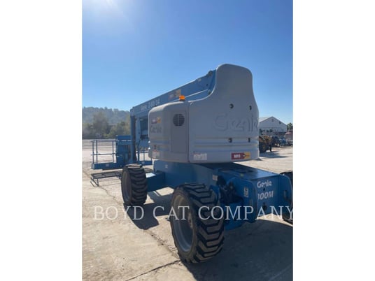 Genie Industries Z60/34 4WD G84, Articulated Boom Lift, 2255 hours, S/N: Z6014-14334, 2014 - Image 4