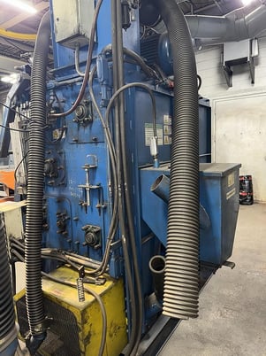 7 cu.ft. Wheelabrator #TMR-07-1-25, tumble blast, 5 HP direct drive EZFIT blast wheel, PLC Control, 2012 - Image 2