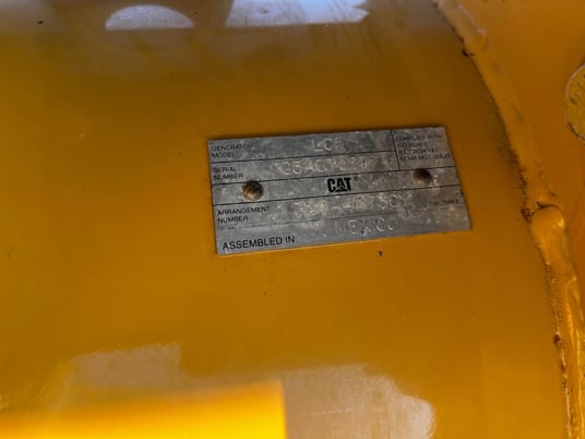 200 KW Caterpillar #XQ200, diesel generator set, 277/480 Volts, 6772 hours, Tier 4i, sound attenuated - Image 8