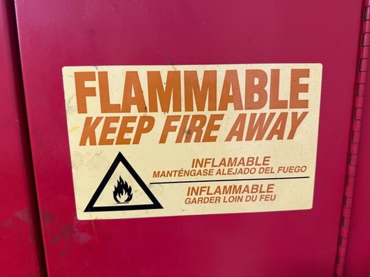 Eagle #PI-62, Paint Ink Flammable Safety Storage Cabinet, Red, 2-Door, 120 gallon capacity, 31" width x 31" D - Image 3