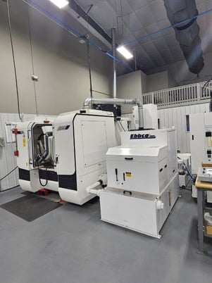 11.8" x 11.8" Studer #S131R, Cylindrical Grinder, 4-Spindle, 6.3" Workpiece diameter, 9.84" Grinding Wheel - Image 3