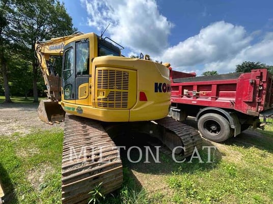 Komatsu PC228USLC-10, Excavator, 4579 hours, S/N: 3167C, 2017 - Image 3