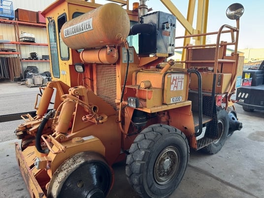Railcar Mover, Switchmaster #10000, Detroit Diesel, 2394 hours, 1989 - Image 8
