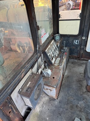 Railcar Mover, Switchmaster #10000, Detroit Diesel, 2394 hours, 1989 - Image 9