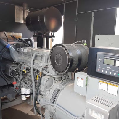 400 KW Marathon #433PSL6248, diesel generator set, 600 Volts, 3-phase, 1800 RPM, Tier 3, Volvo TAD1353GE - Image 2
