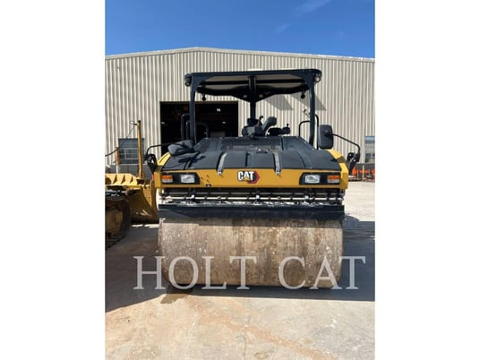 Caterpillar CB13, Vibratory Single Drum Asphalt, 1012 hours, S/N: PWP01274, 2024 - Image 3