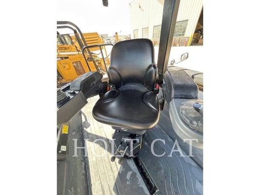 Caterpillar CB13, Vibratory Single Drum Asphalt, 1012 hours, S/N: PWP01274, 2024 - Image 7