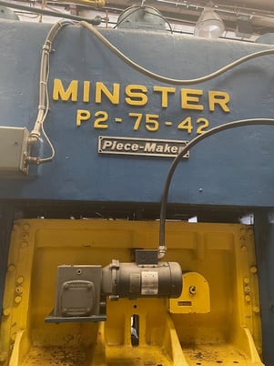 75 Ton, Minster #P2-75, straight side double crank, 3" stroke, 22.5" Shut Height, 4" adj., 150 SPM, Wintriss - Image 2