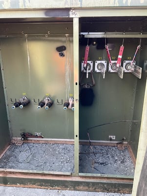 2500 KVA 23900GY/13800 Primary, 480Y/277 Secondary, 3 phase, Padmount Transformer - Image 3