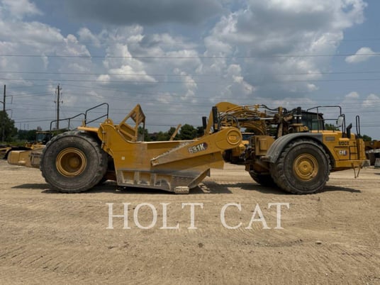 Caterpillar 631K, Wheel Tractor Scraper, 3992 hours, S/N: WTR00190, 2023 - Image 2