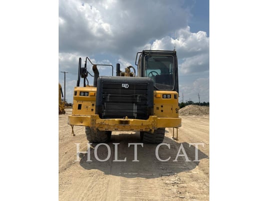 Caterpillar 631K, Wheel Tractor Scraper, 3992 hours, S/N: WTR00190, 2023 - Image 3