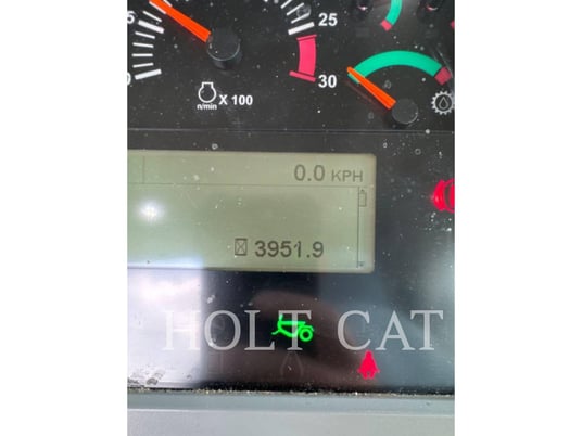 Caterpillar 631K, Wheel Tractor Scraper, 3992 hours, S/N: WTR00190, 2023 - Image 5