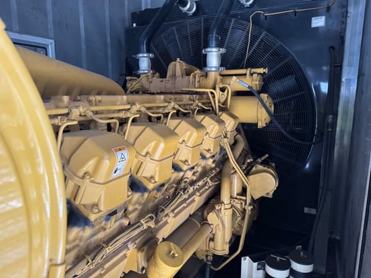 2000 KW Caterpillar #SR4B, Diesel Generator Set, sound attenuated enclosure, weatherproof enclosure, w/ - Image 10