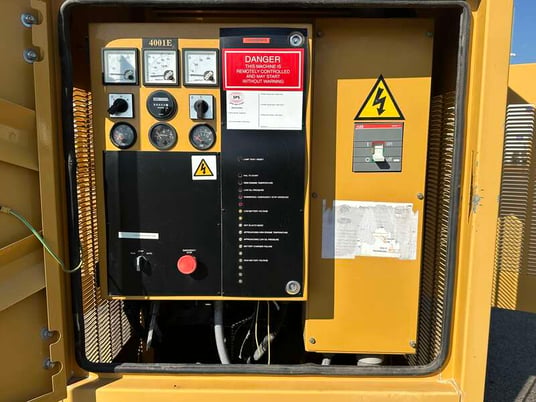 35 KW Caterpillar / Olympian #G35F3S, Natural gas / propane generator set, 120/240 Volts, 1-phase, 611 hours - Image 8