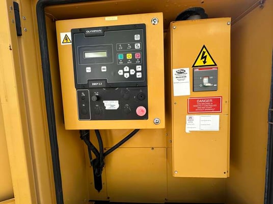 55 KW Caterpillar / Olympian #G55F3S, Natural gas / propane generator set, 120/240 Volts, 1-phase, 1093 - Image 8