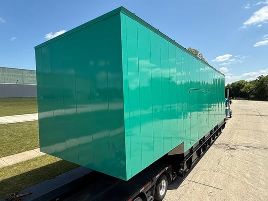 1825 KW Caterpillar #3516, Diesel Generator, 2447 HP, #3516 Engine, 480 Volts, Open Skid, 1,574 Hrs, 1995 - Image 2