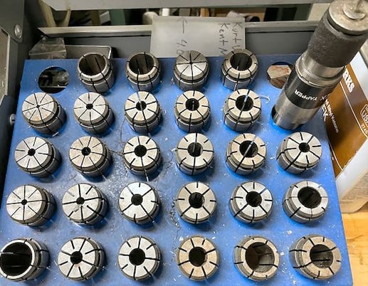 Milltronics #Partner-I, 6000 RPM, Cat-40, 7-1/2 HP, 25" X, 16" Y, 20" Z, 12" x40" table - Image 3