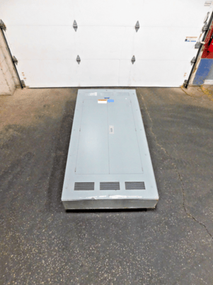 1200 Amp. Square D, I-line E1, HCWM-5486-12U, Panelboard, 600 VAC, w/ 16 breakers - Image 2