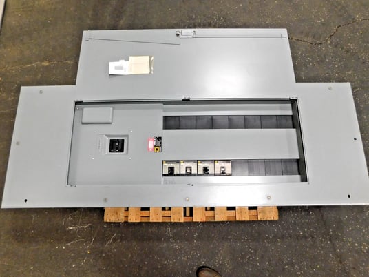 600 Amp. Square D, E1, I-line, Panelboard, 600 VAC, HCM-3691-6M, 5 breakers - Image 3