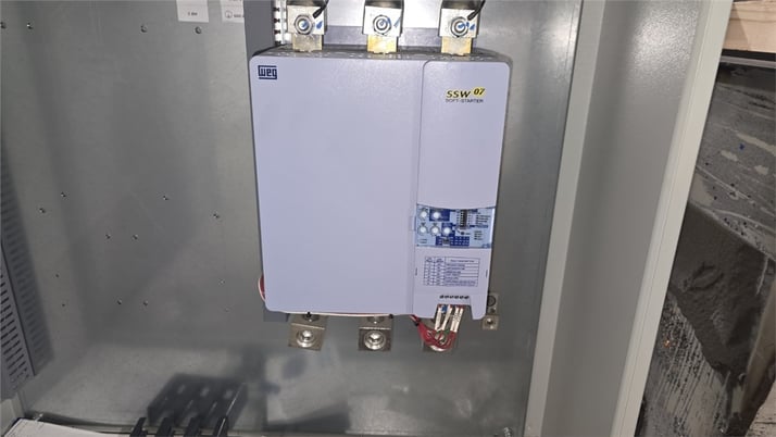 20" x 50" Cumberland #50B, granulator, 100 HP, 5 knife open rotor, 2 bed knives, as-is - Image 5