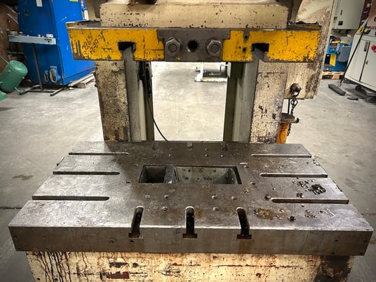 80 Ton, Stamtec #G1-80, C Frame OBI Press, 39" bed RL, 50-120 SPM, 2.76" stroke - Image 6