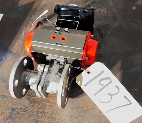 1" JFlow Controls #JFC065, Stainless Steel ball valve with actuator, 115 psi - Image 1
