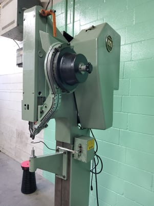 Milford #510, rivet machine, fully refurbished - Image 2