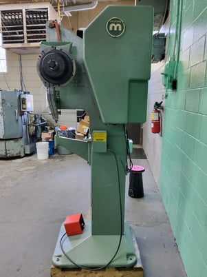 Milford #510, rivet machine, fully refurbished - Image 3